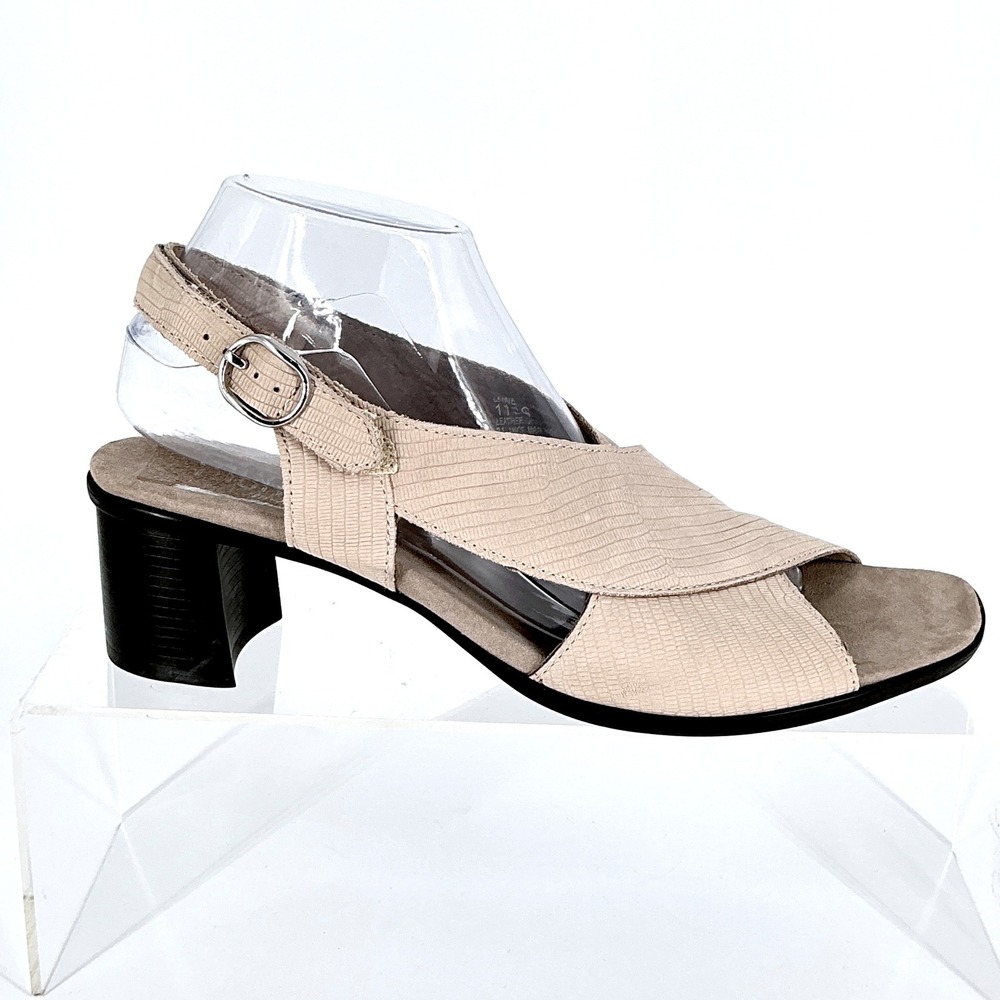Munro Size 11 SS Narrow Beige Leather Slingback‎ Sandals NEW Laine